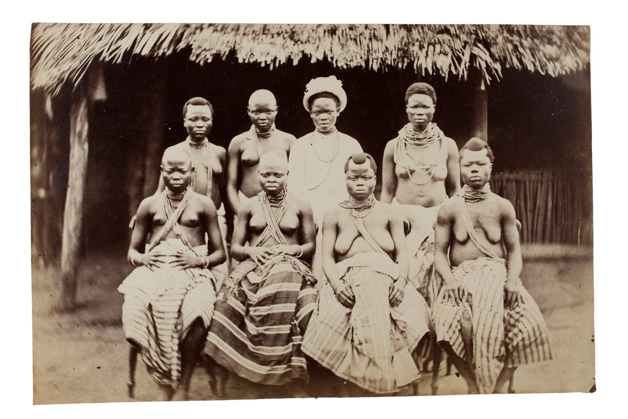 Vrouwen van Koning Ja Ja, Nigeria, 1880s door Unknown