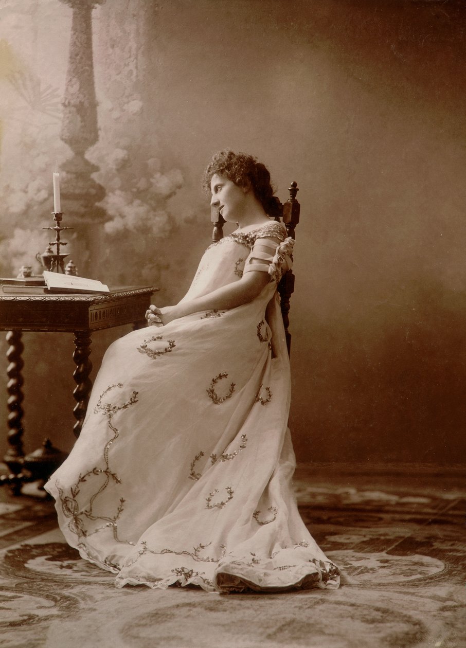 Florentijnse adellijke dame door Unknown