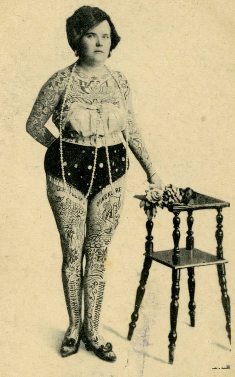 Portret van Anni Frank, de getatoeëerde dame, ca. 1910 door Unknown