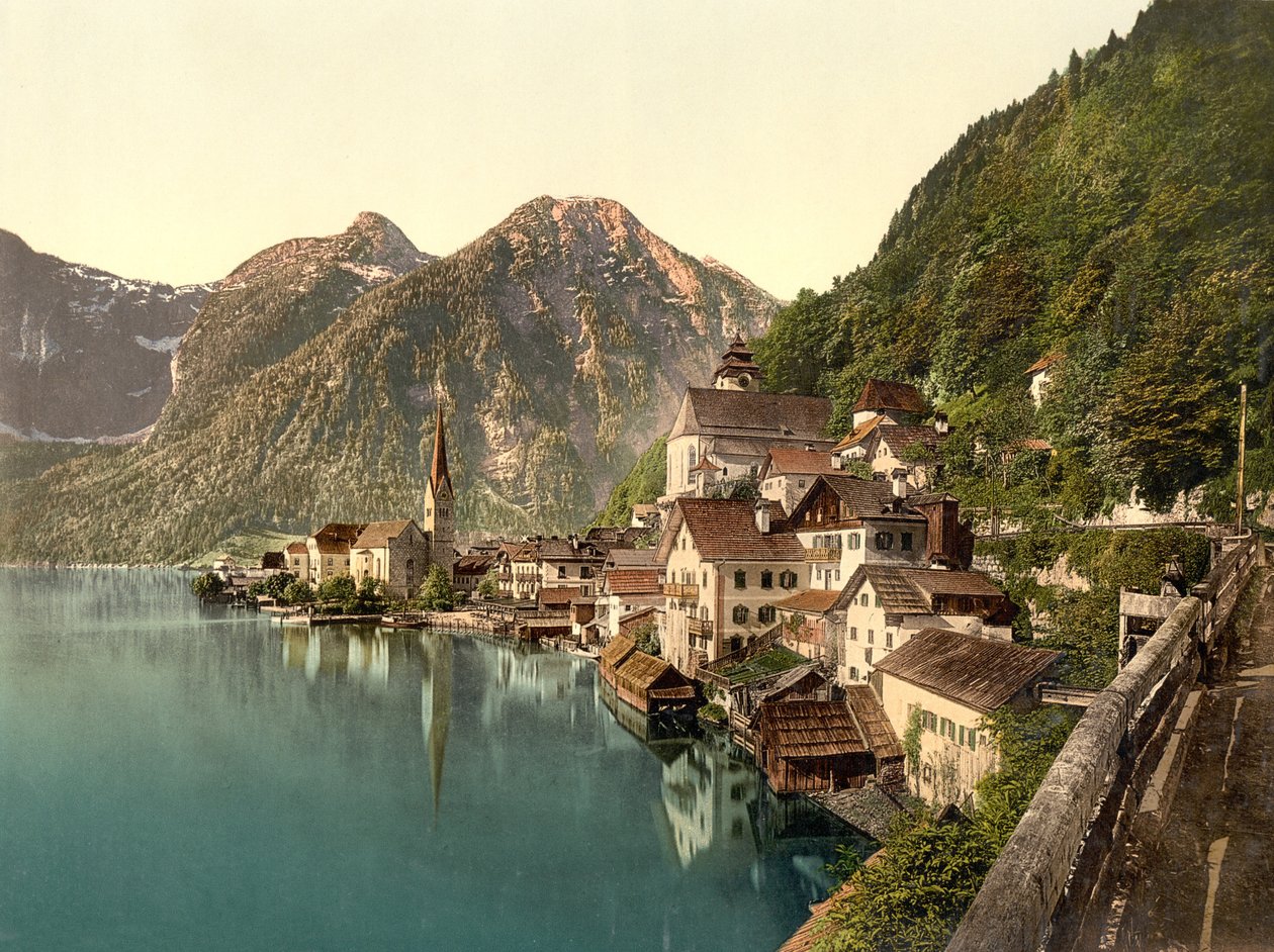 Hallstadt, Oostenrijk, uitgegeven ca. 1890 - 1900 door English Photographer