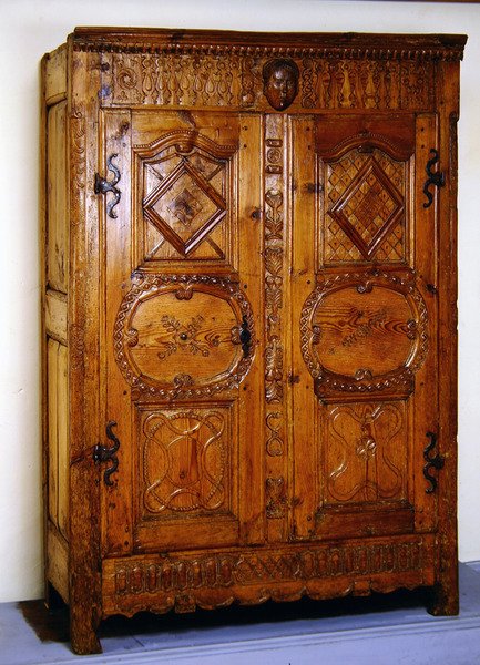 Franse Armoire door French School