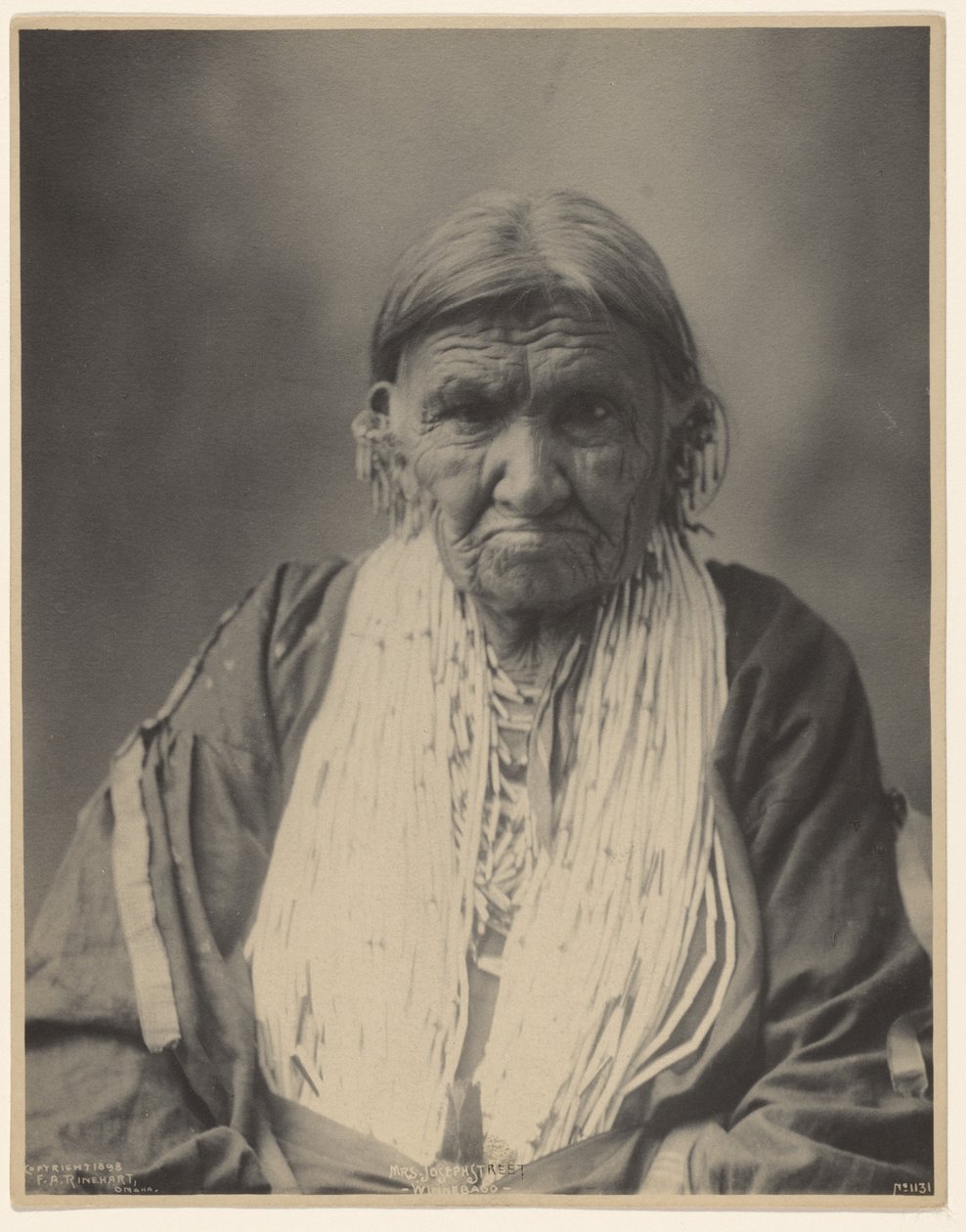 Mrs. Joseph Street, Winnebago door Adolph F. Muhr