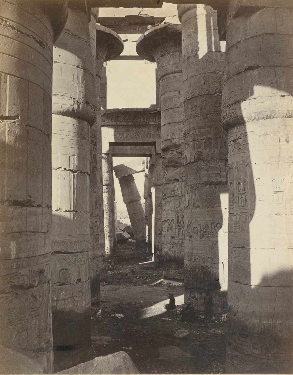 Haute-Egypte, Hypostyle Zaal in Karnak door Adolphe Braun