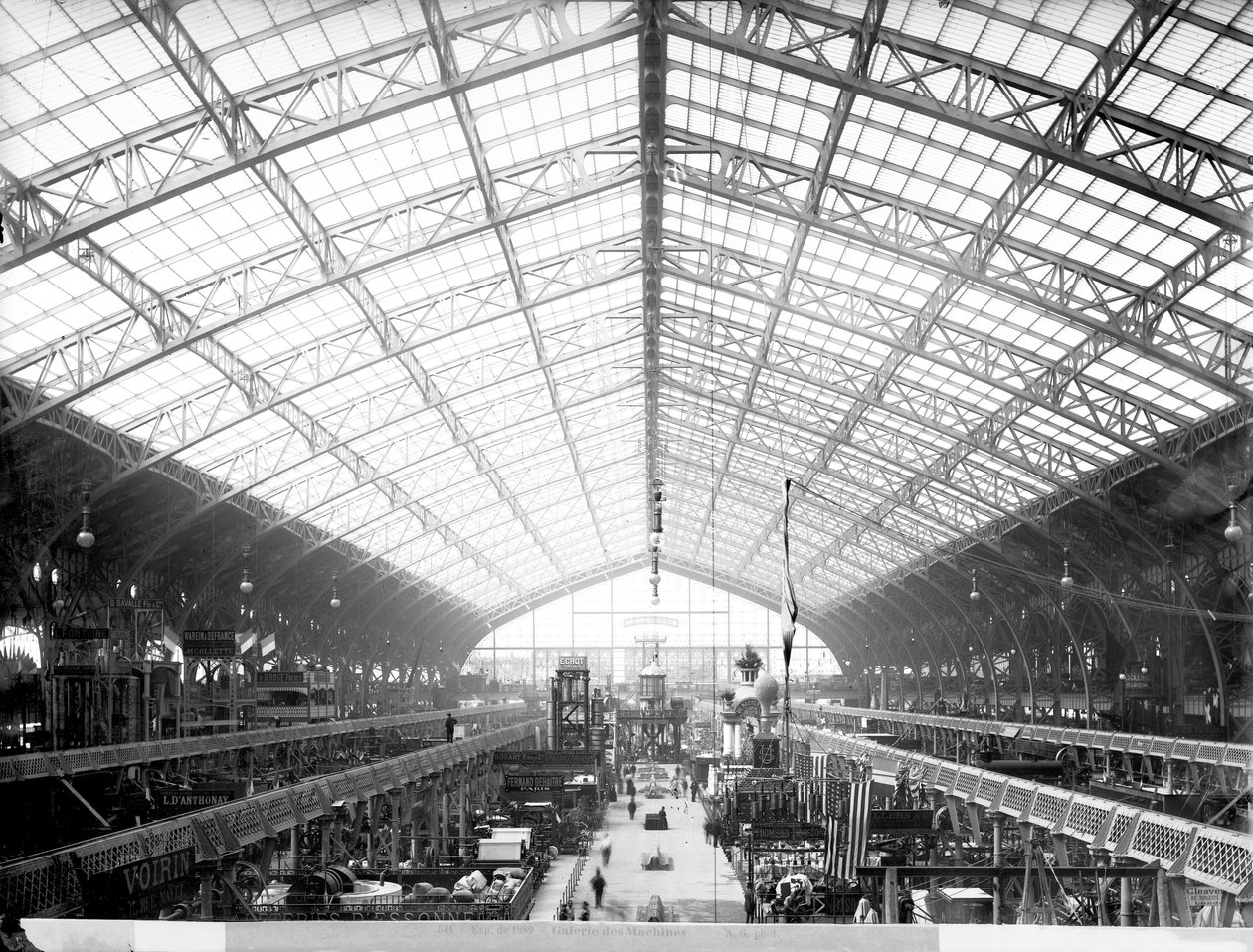 Machinery Hall, Wereldtentoonstelling, Parijs, 1889 door Adolphe Giraudon