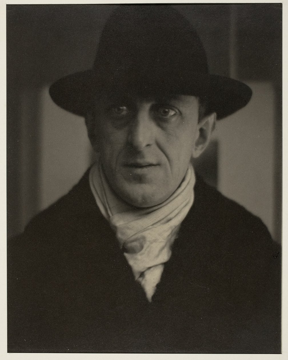 Marsden Hartley door Alfred Stieglitz