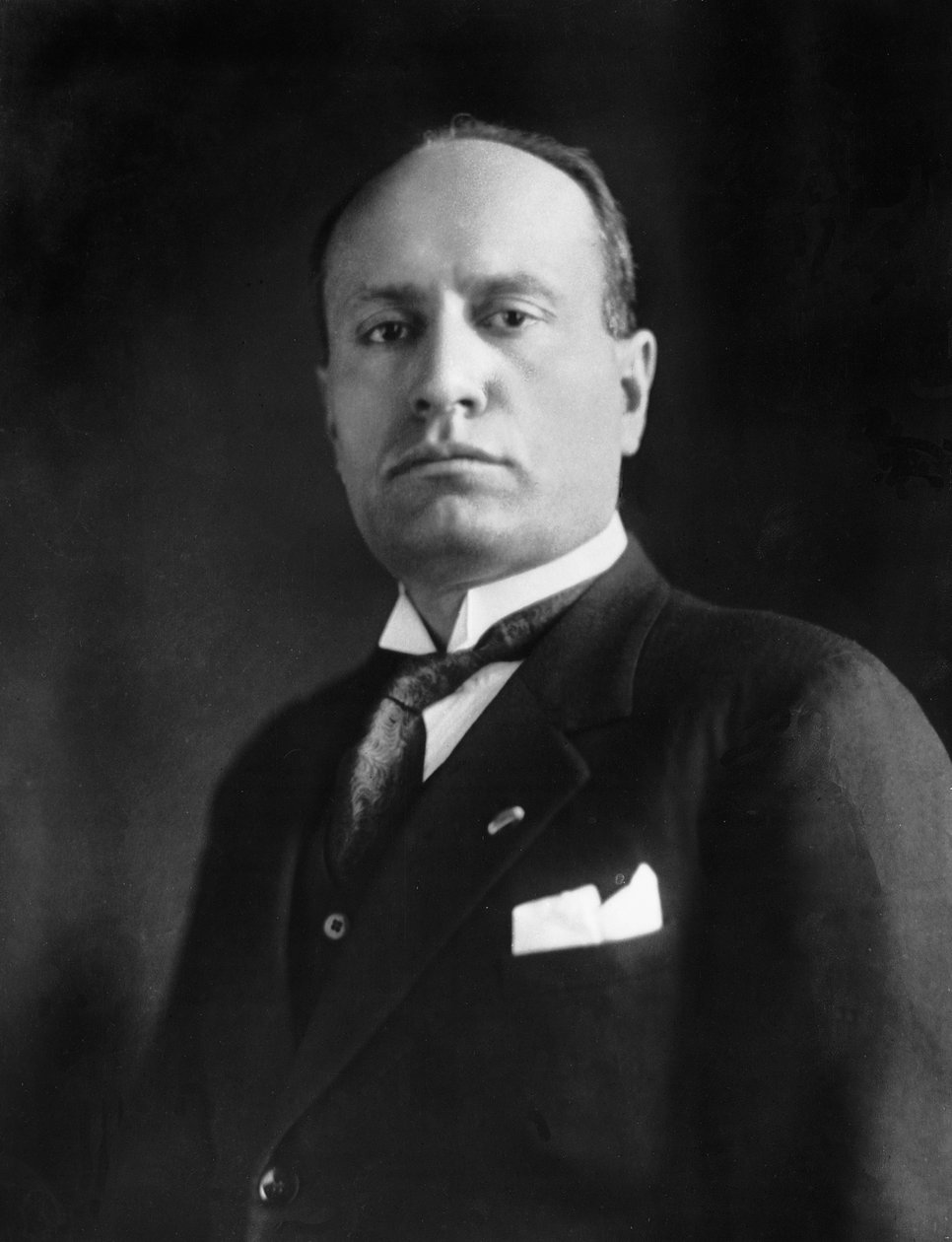 Benito Mussolini (zw/w foto) door Fratelli Alinari