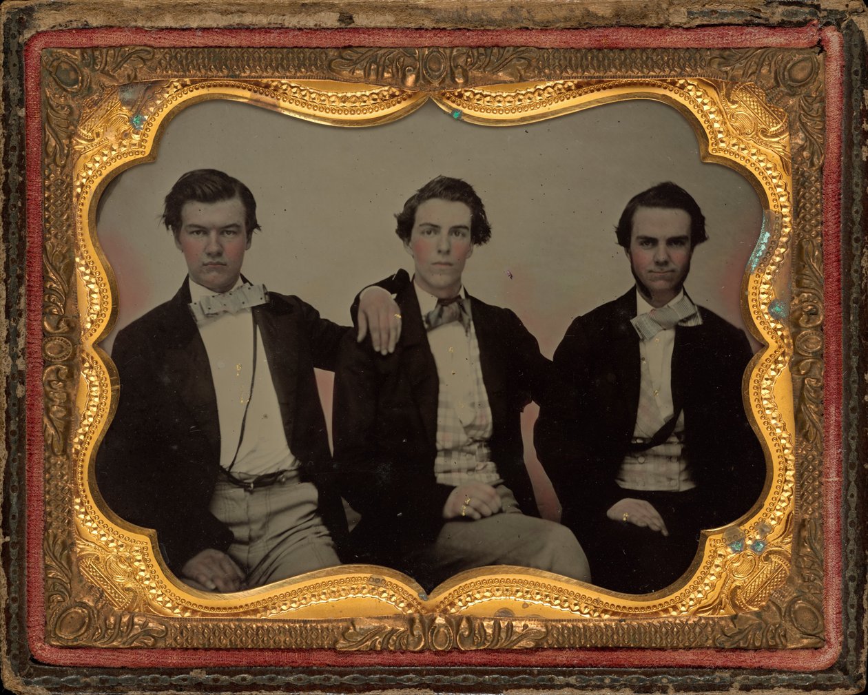 Portret van drie jonge mannen door American 19th Century