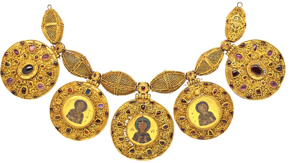 Ketting met hangers, Vroege 12e eeuw door Ancient Russian Art