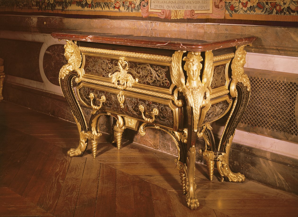 Mazarine Commode door Andre Charles Boulle