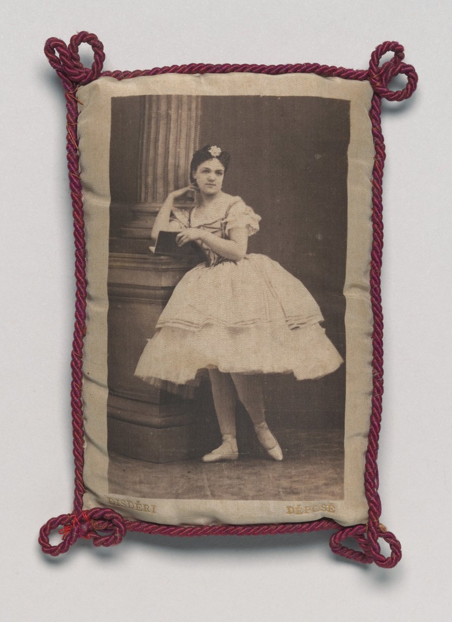 Balletdanseres door Andre Adolphe Eugene Disderi