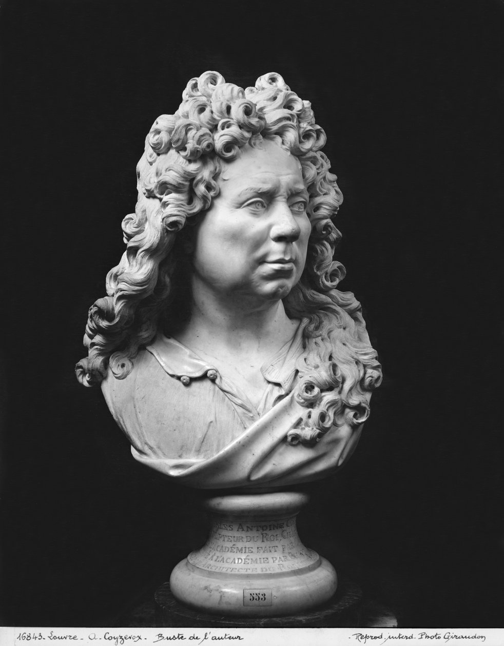 Zelfportret, c.1680-93 door Antoine Coysevox