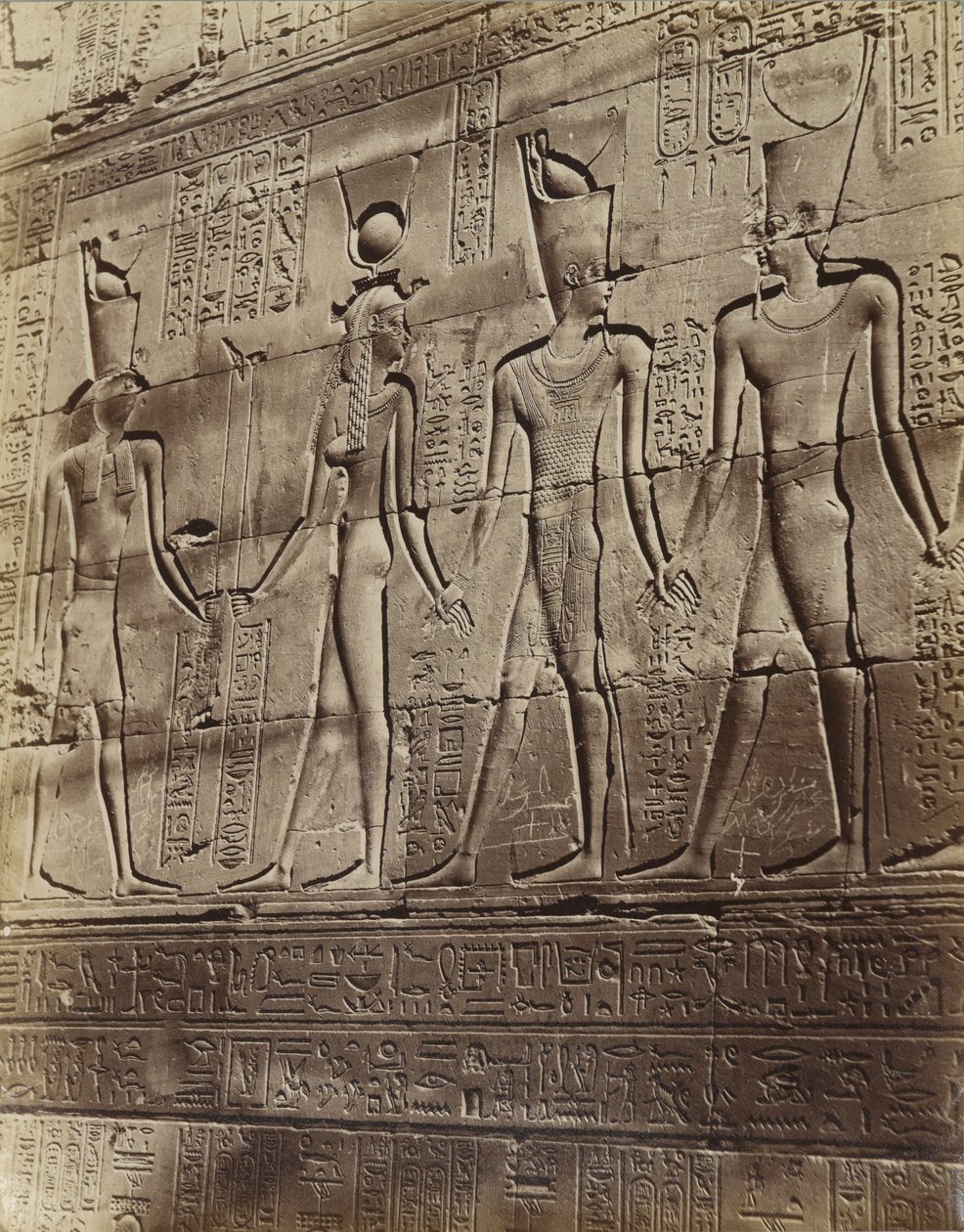 Bas-reliëf van de tempel in Edfu door Antonio Beato