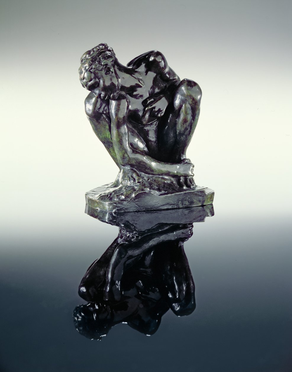 Gehurkte Naakt door Auguste Rodin