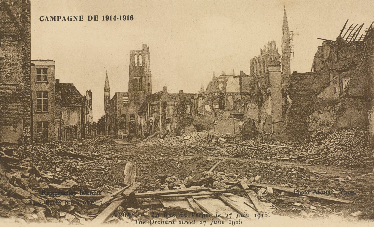 De Rue de Verger, 27 juni 1915 door Belgian Photographer