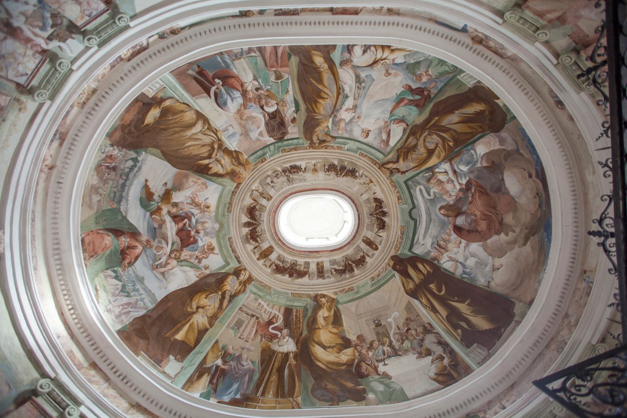 Gewelf met bijbelse scènes door Benedetto Crespi