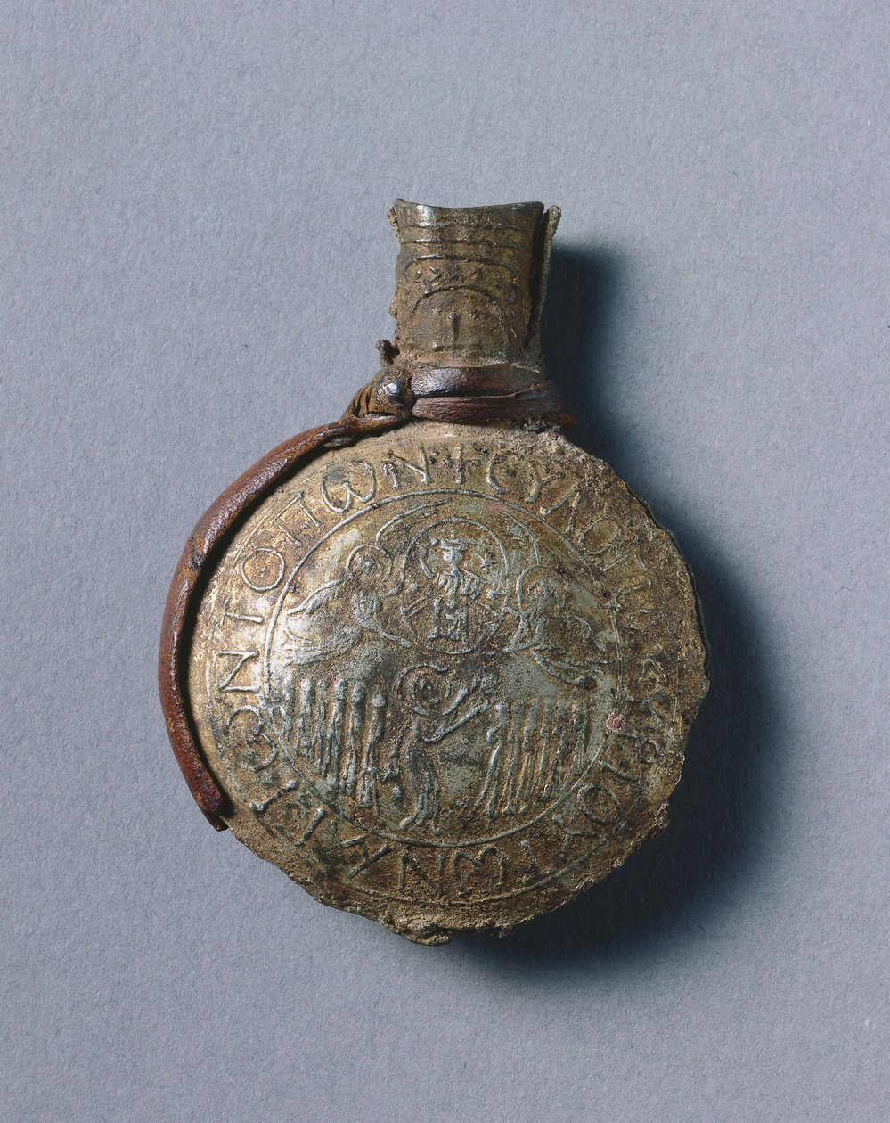 Pelgrimsampul met Scènes van de Kruisiging door Byzantine School