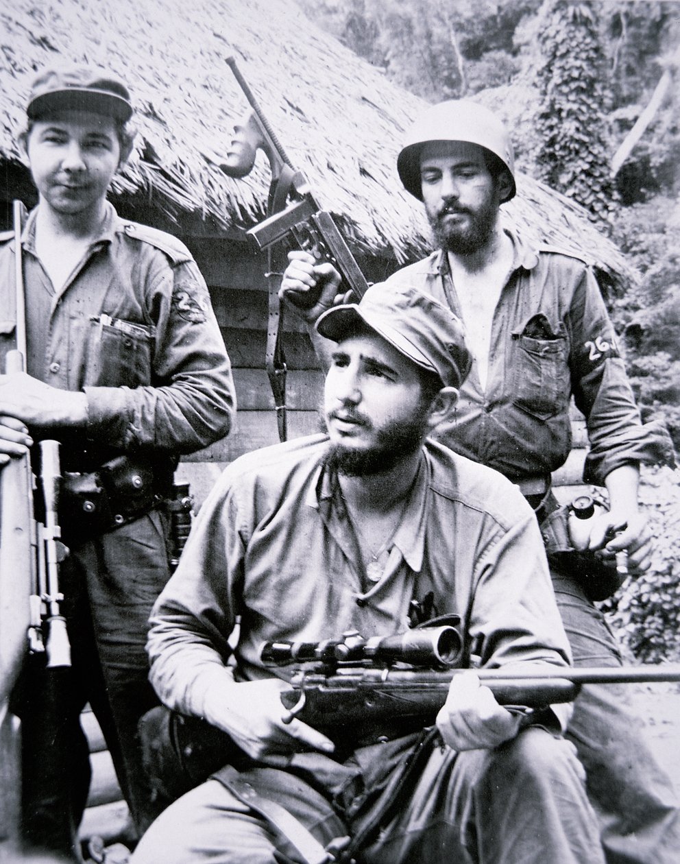 Fidel Castro in de Sierra Maestra bergen door J.B. and Brown J. Rowbotham