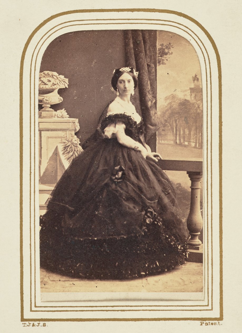 [De Hertogin van Wellington]. door Camille Silvy