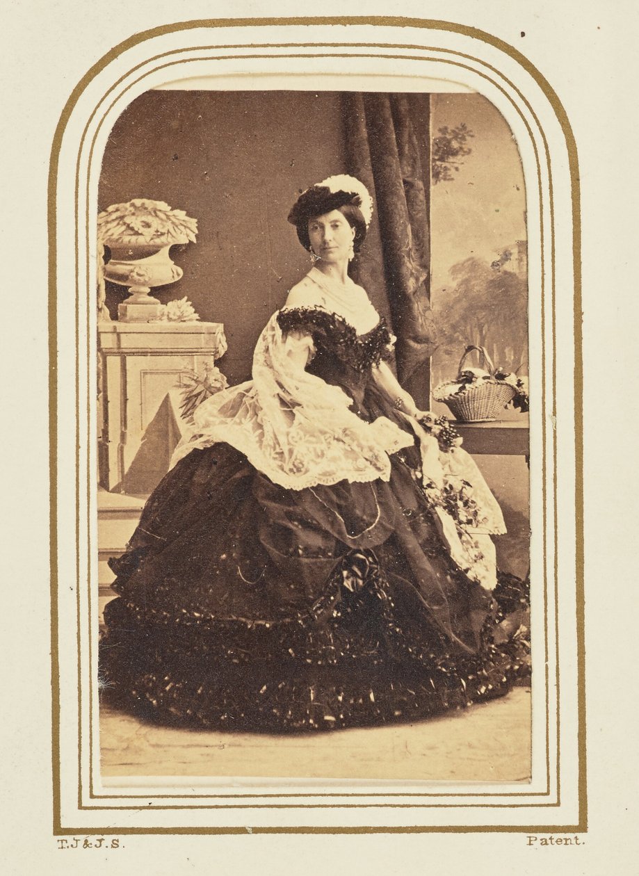 [De Hertogin van Wellington]. door Camille Silvy