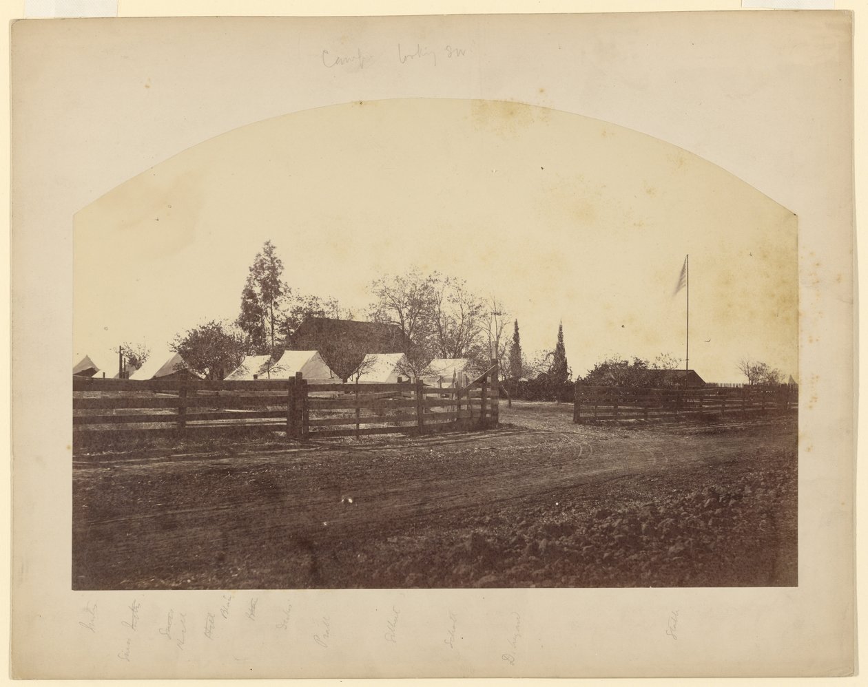 Camp op zoek naar ZW door Carleton Watkins