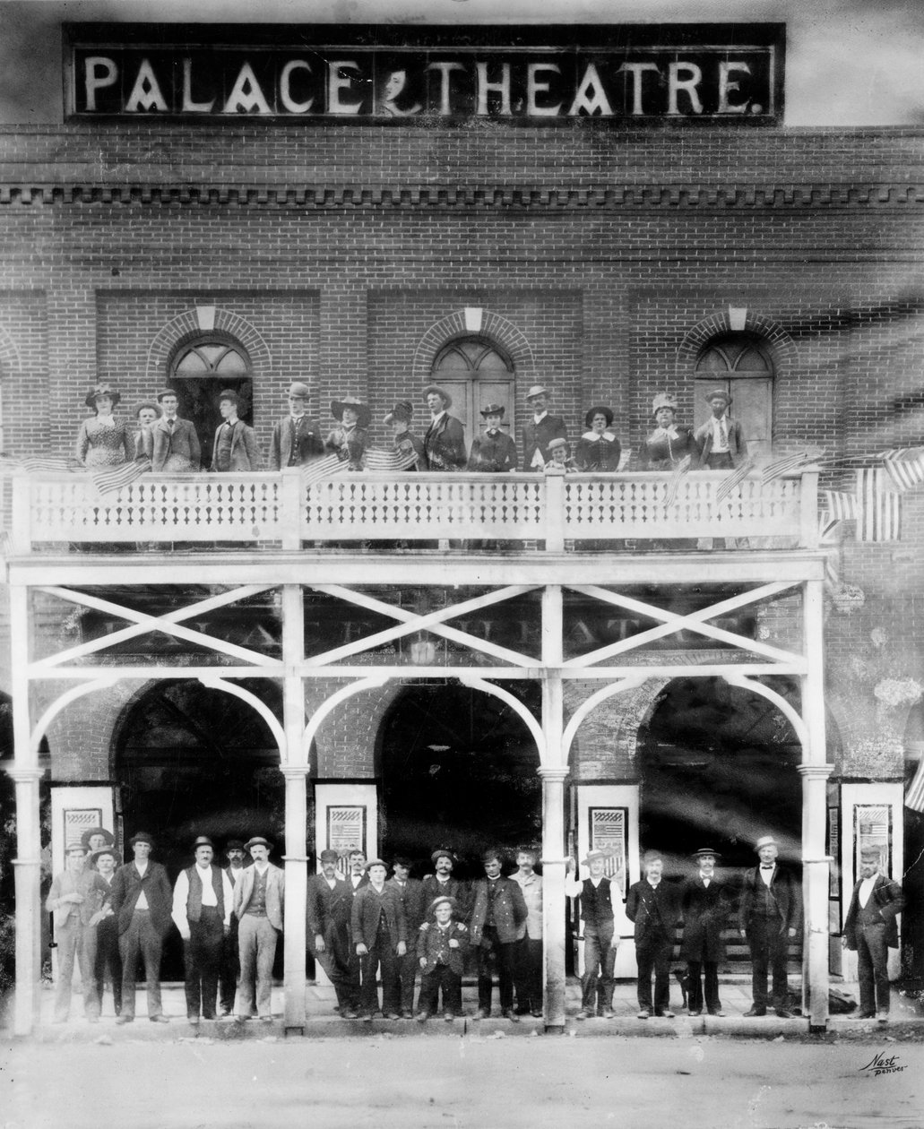 Palace Theatre, 15e en Blake Streets, ca. 1880-90 door Charles A. Nast