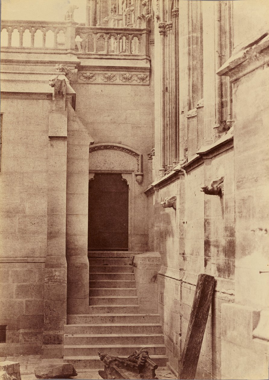 [Ingang tot de Sacristie, Notre-Dame, Parijs]. door Charles Nègre