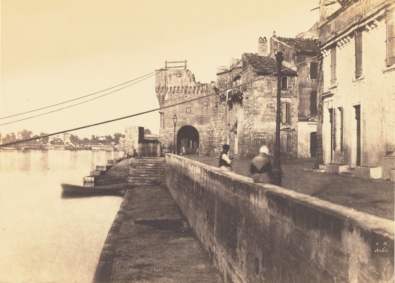 [De poort van de kastanjes, Arles]. door Charles Nègre