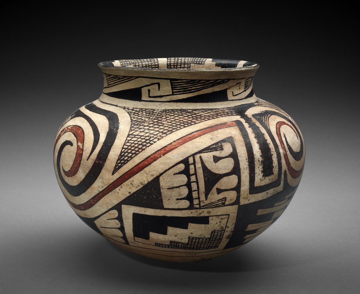 Pot (olla) met geometrische ontwerpen door Culture Mogollon