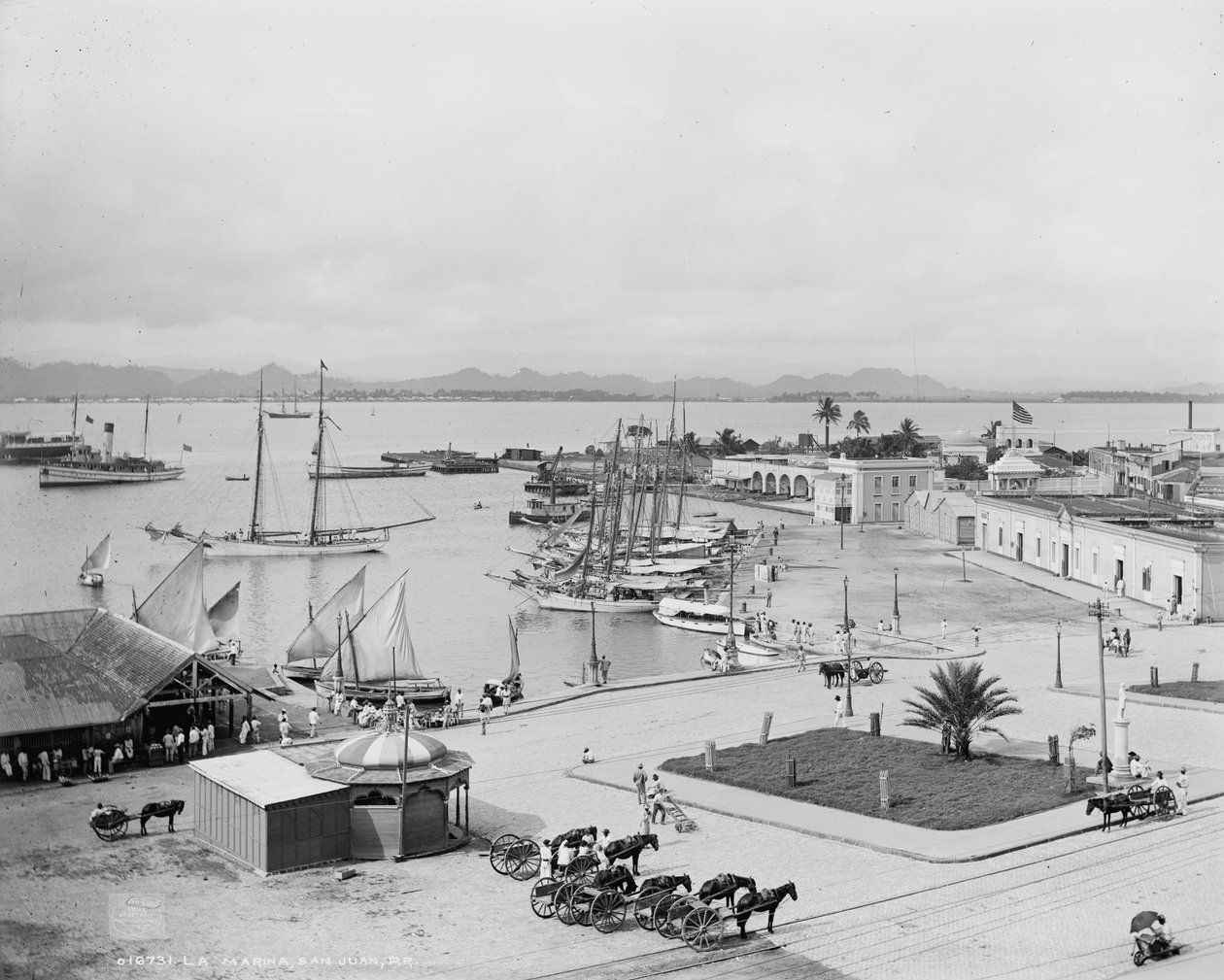 La Marina, San Juan, Puerto Rico, c.1903 door Detroit Publishing Co.