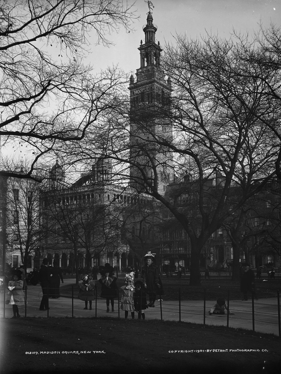 Madison Square, New York, ca. 1901 door Detroit Publishing Co.