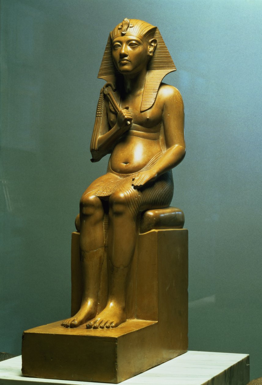 Zittend standbeeld van een farao, Nieuwe Rijk door Egyptian 18th Dynasty