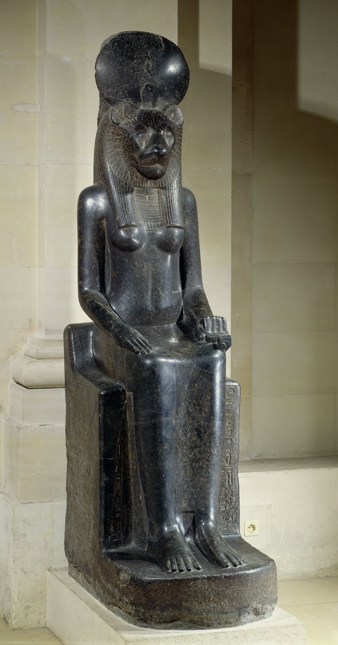 Standbeeld van de leeuwenkop godin Sekhmet, uit de Tempel van Mut, Karnak, Nieuwe Koninkrijk door Egyptian 18th Dynasty