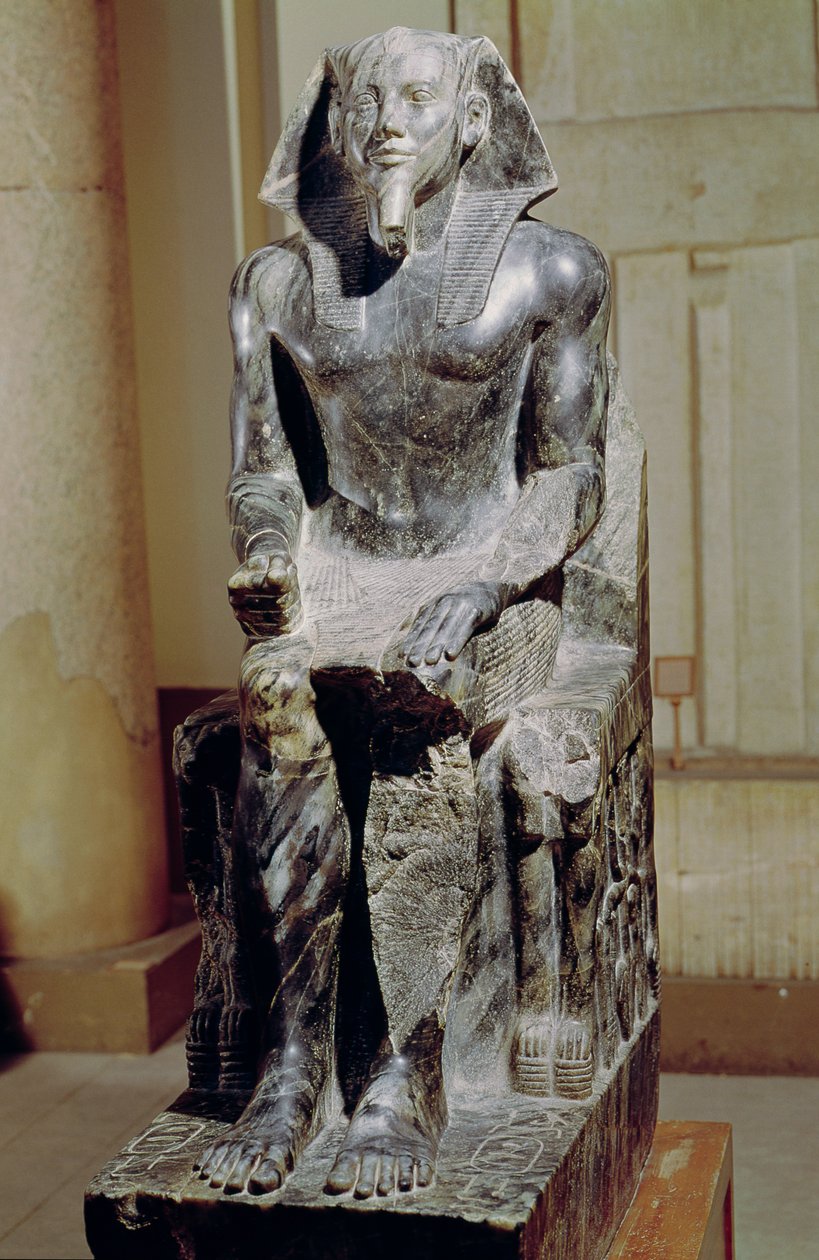 Standbeeld van Khafre (2520-2494 v.Chr.) gezeten, uit de Vallei Tempel van de Piramide van Khafre in Gizeh, Oude Rijk, ca. 2540-2505 v.Chr. door Egyptian 4th Dynasty