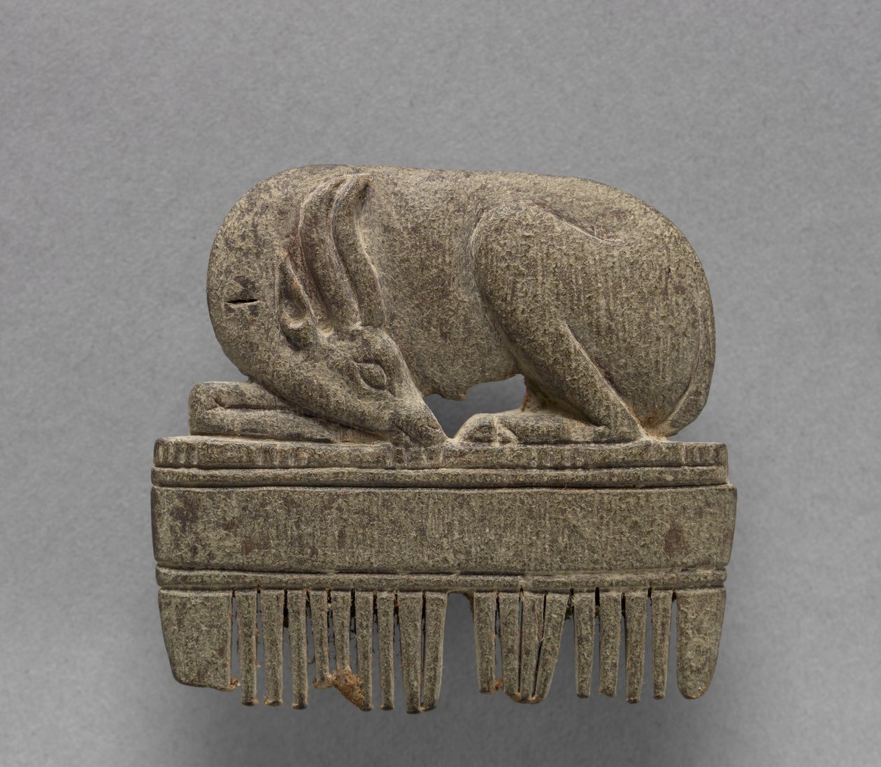 Kam met gazelle, ca. 1391-1353 v.Chr. door Egyptian 18th Dynasty