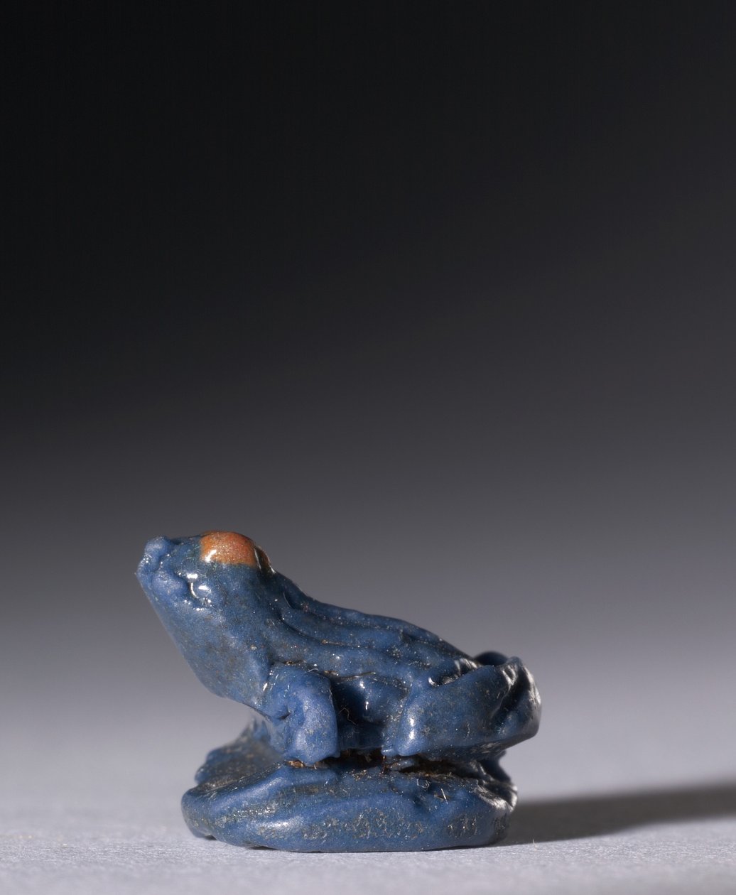Kikker Amulet, c.1380-1330 v.Chr. door Egyptian 18th Dynasty