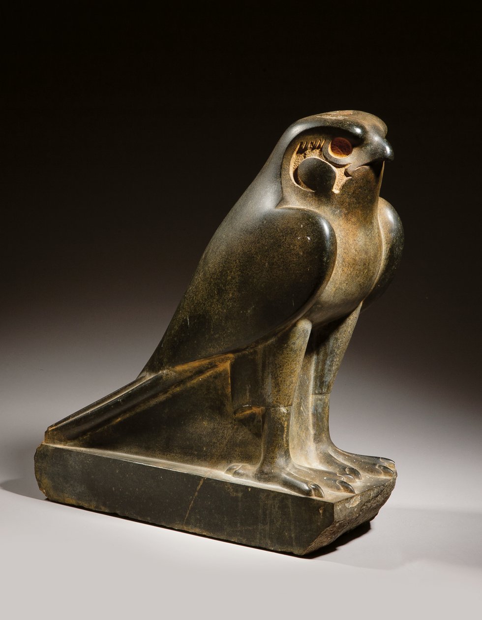 Valk door Egyptian Ptolemaic Period