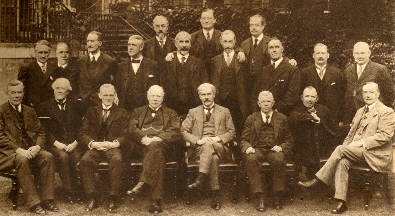Eerste Labour-regering van Groot-Brittannië, 1924, 1933 door Elliott and Fry