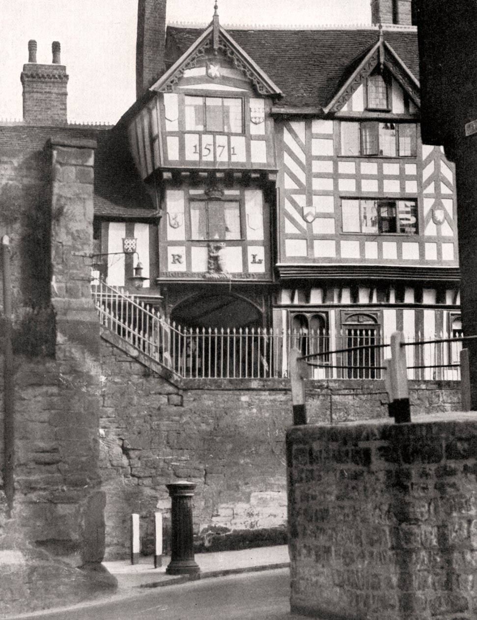Lord Leycester Hospital, Warwick, 1924-1926 door Emil Otto Hoppe