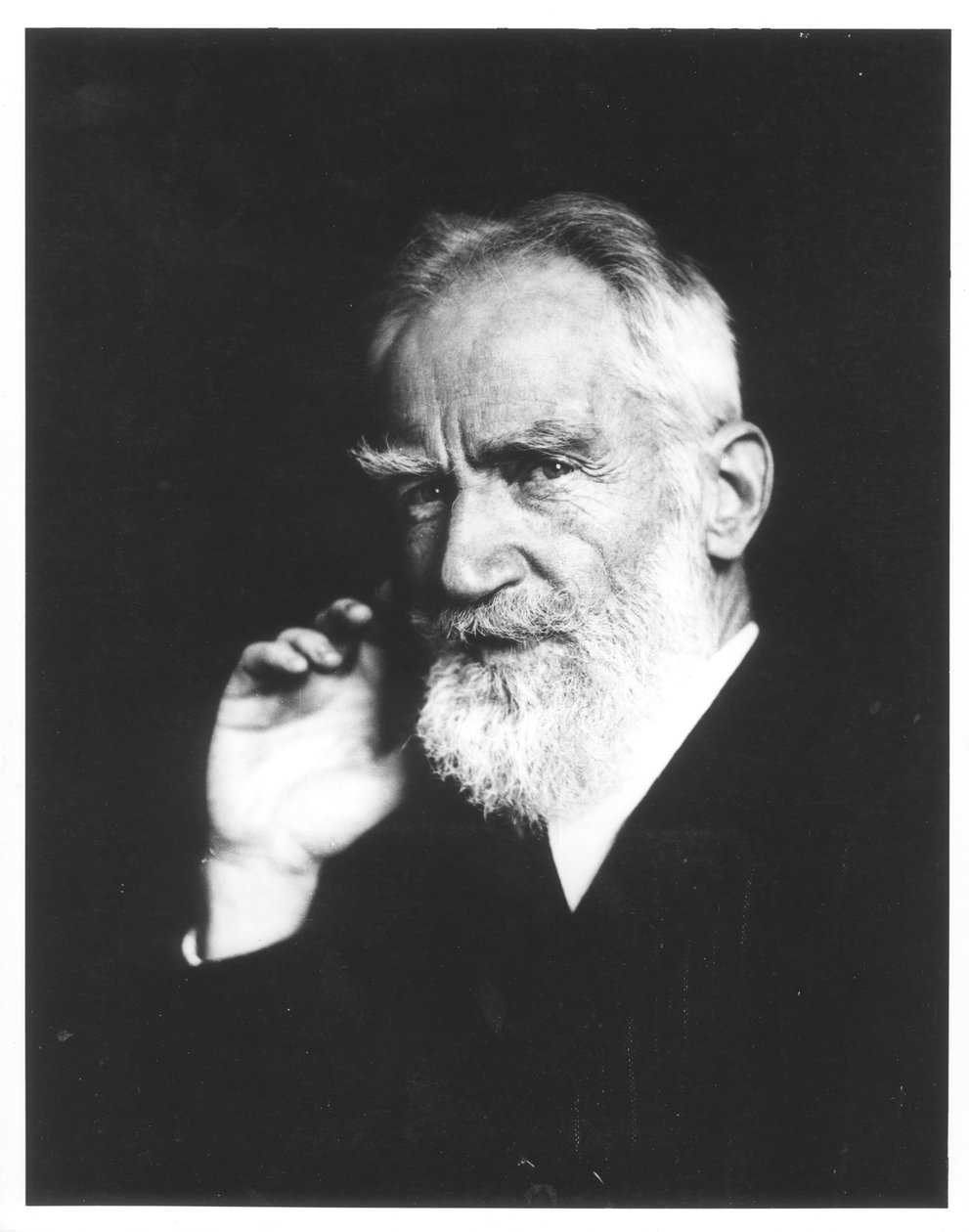 George Bernard Shaw (1856-1950) door English Photographer