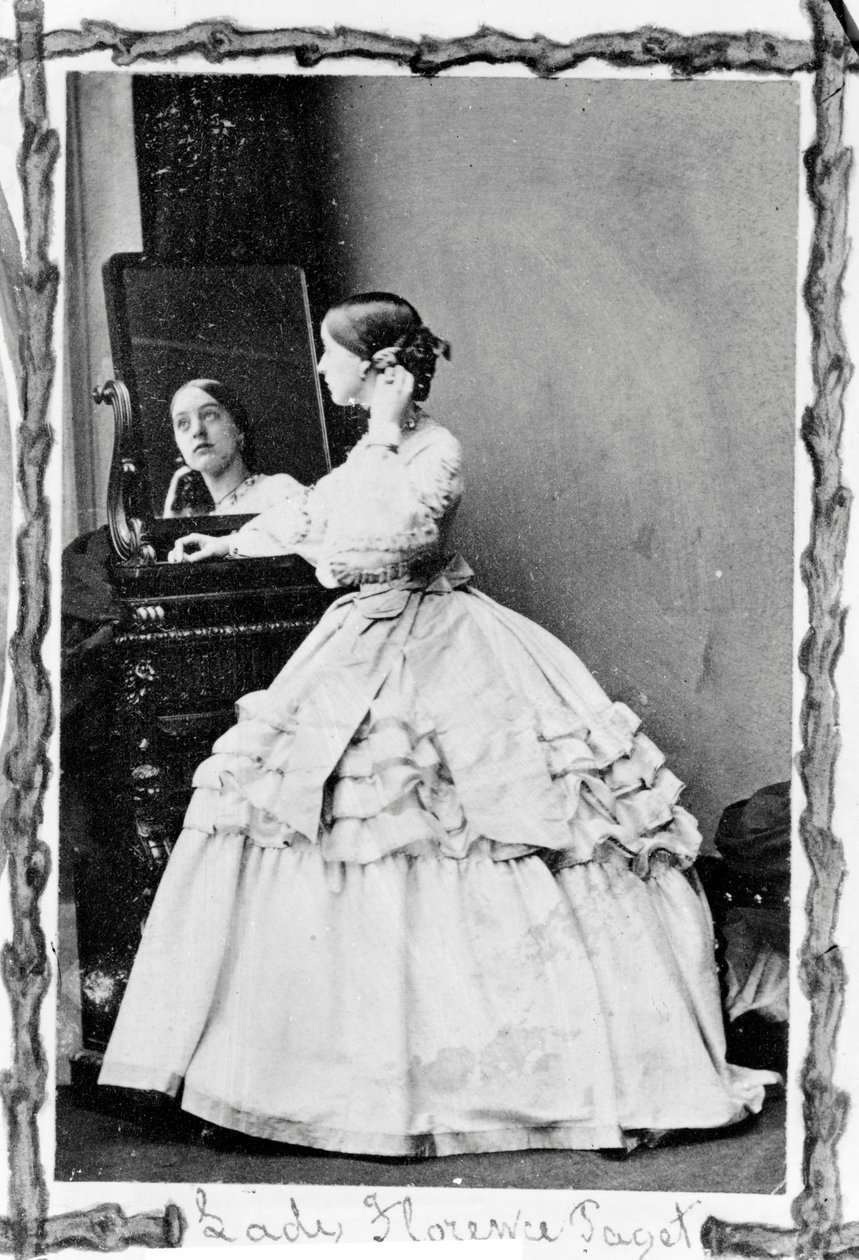 Lady Florence Paget door English Photographer