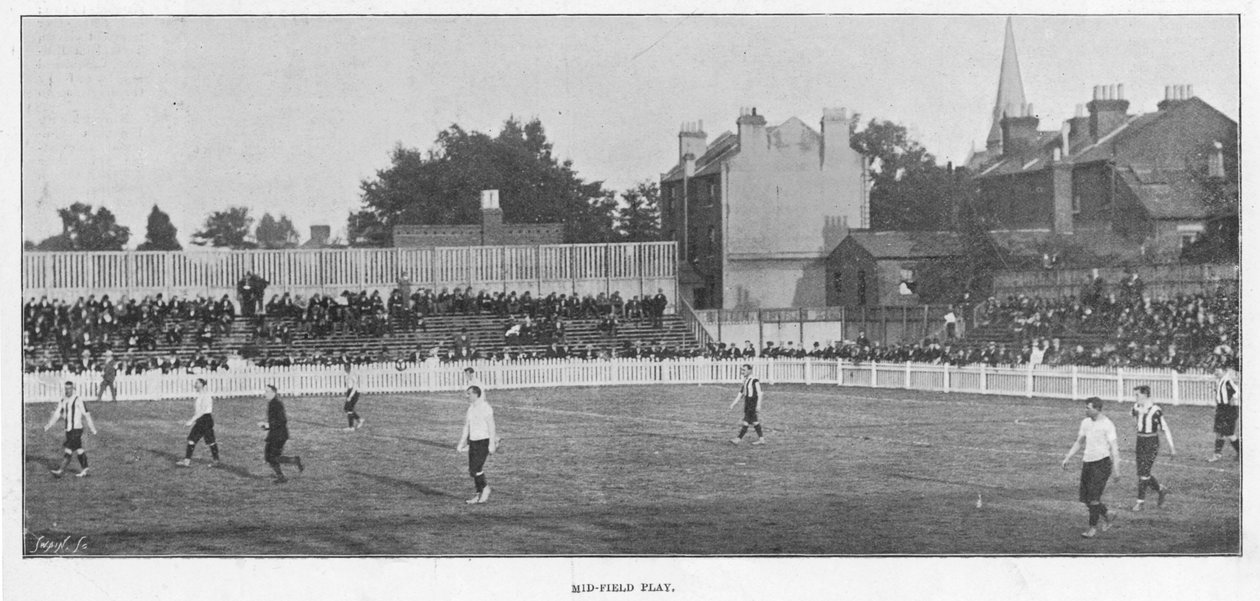 Middenveldspel, 1899 door English Photographer