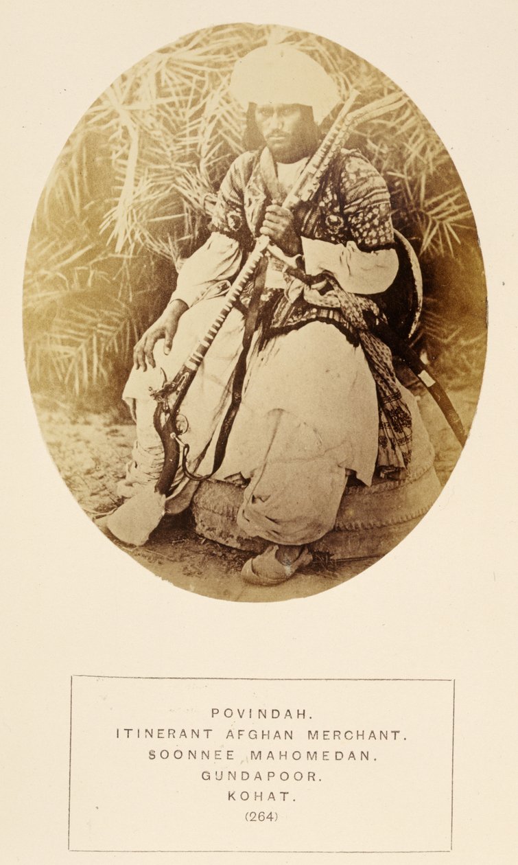 Povindah, Rondtrekkende Afghaanse Handelaar, Soonnee Mahomedaan in Gundapoor, Kohat, uit Het Volk van India, door J. Forbes Watson, gepubliceerd 1868 door English Photographer