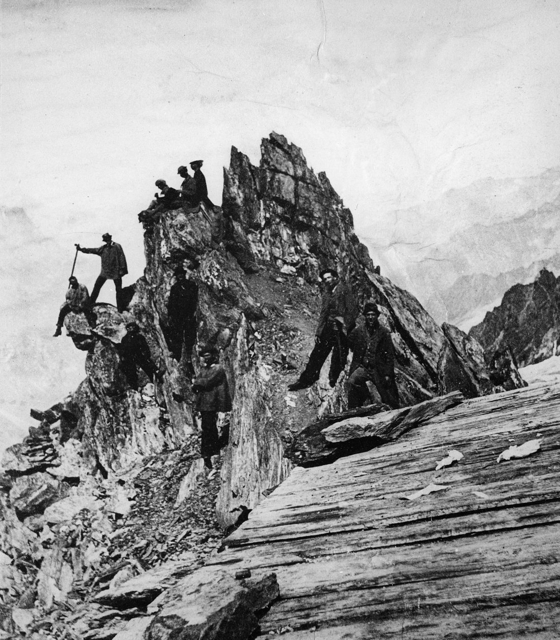 Prins Arthur in Zwitserland, 1865 door English Photographer