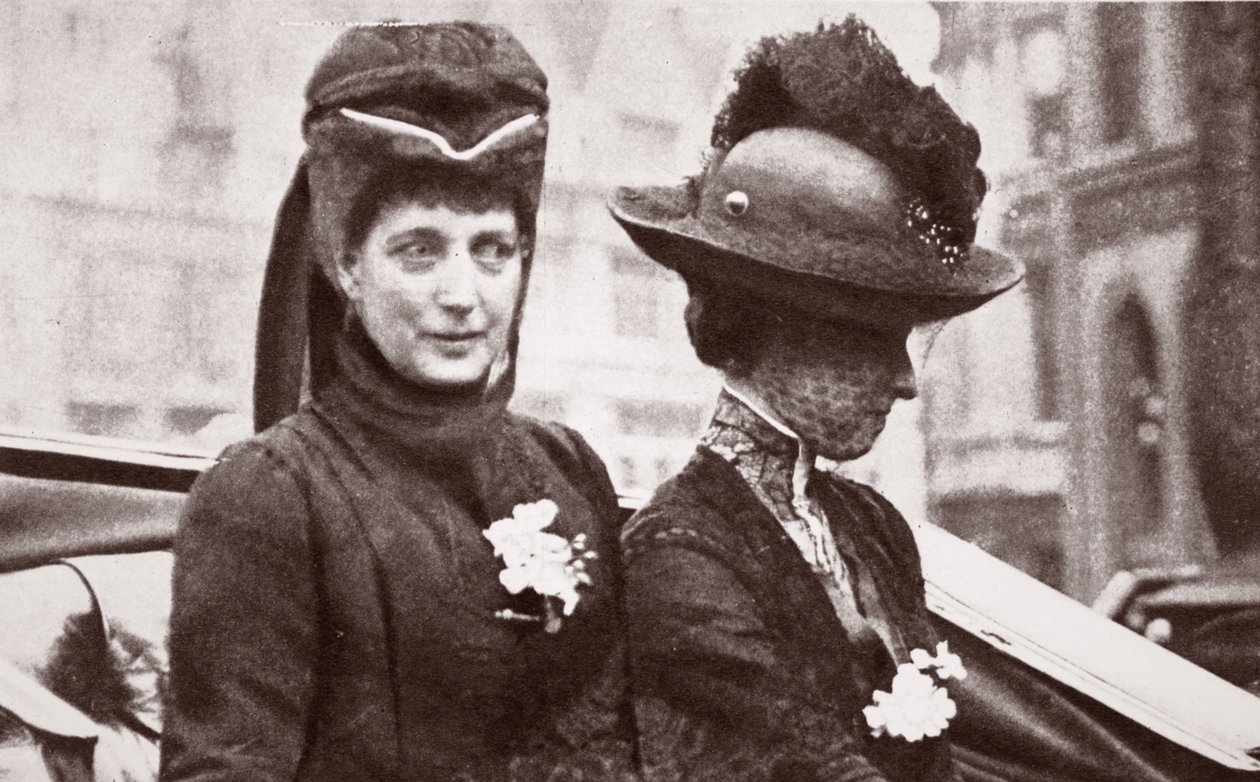 Koningin Alexandra, de eerste Alexandra Rose Day, 1912 door English Photographer