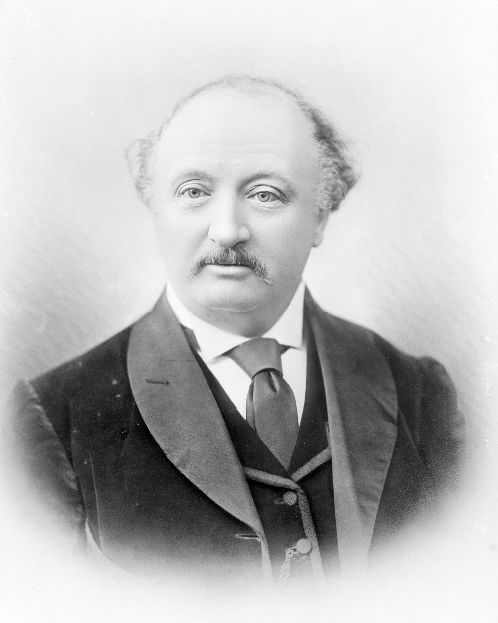 Sir John Stainer door English Photographer