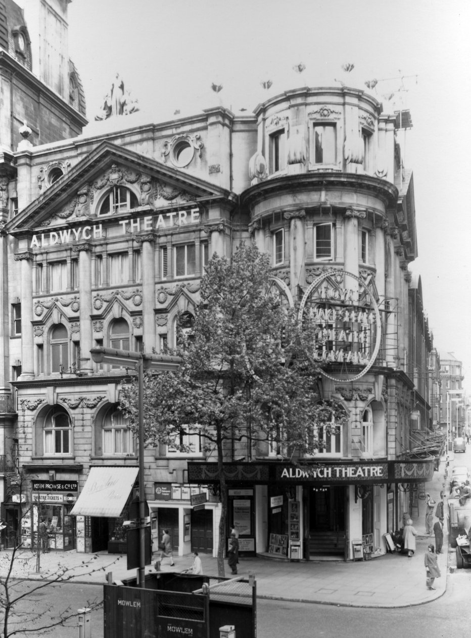 Het Aldwych Theater door English Photographer
