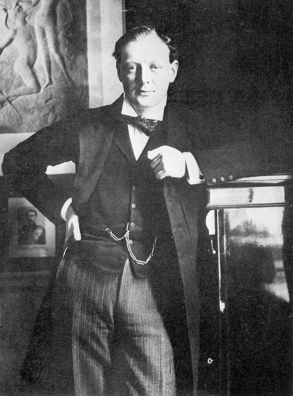 Winston Spencer Churchill in 1904 door English Photographer