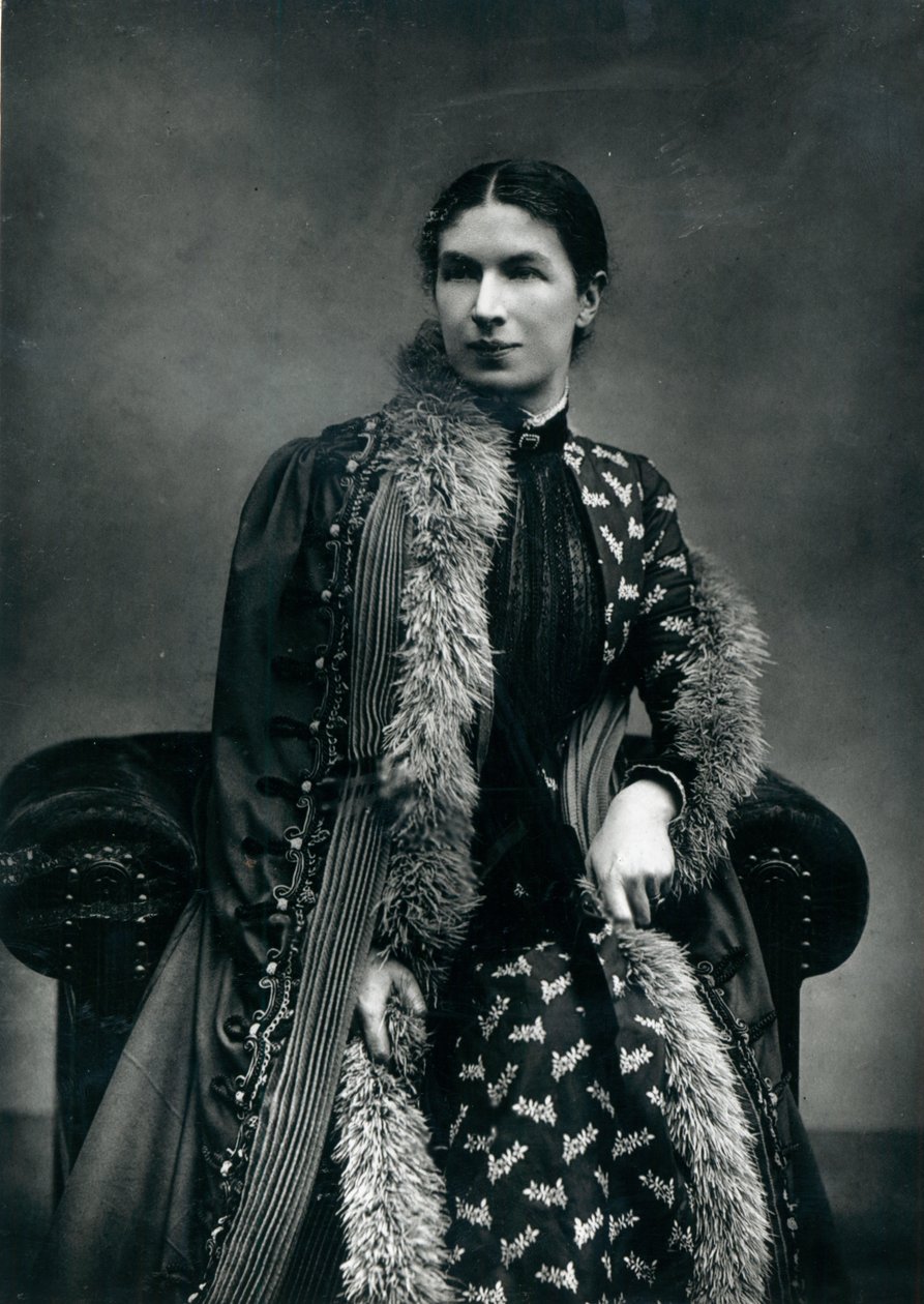 Mevrouw Humphry Ward, 1881 door English Photographer