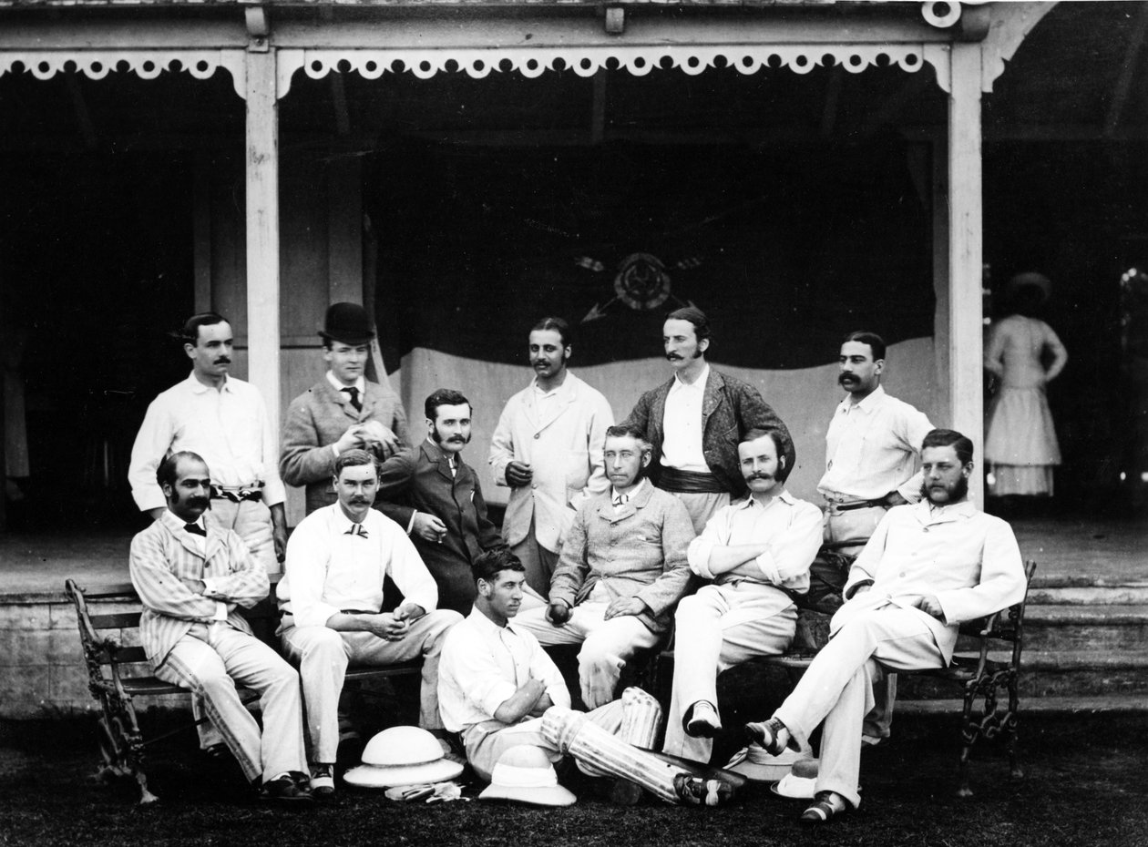 Oude Harrovian Cricket 11 in India, 1878 door English Photographer