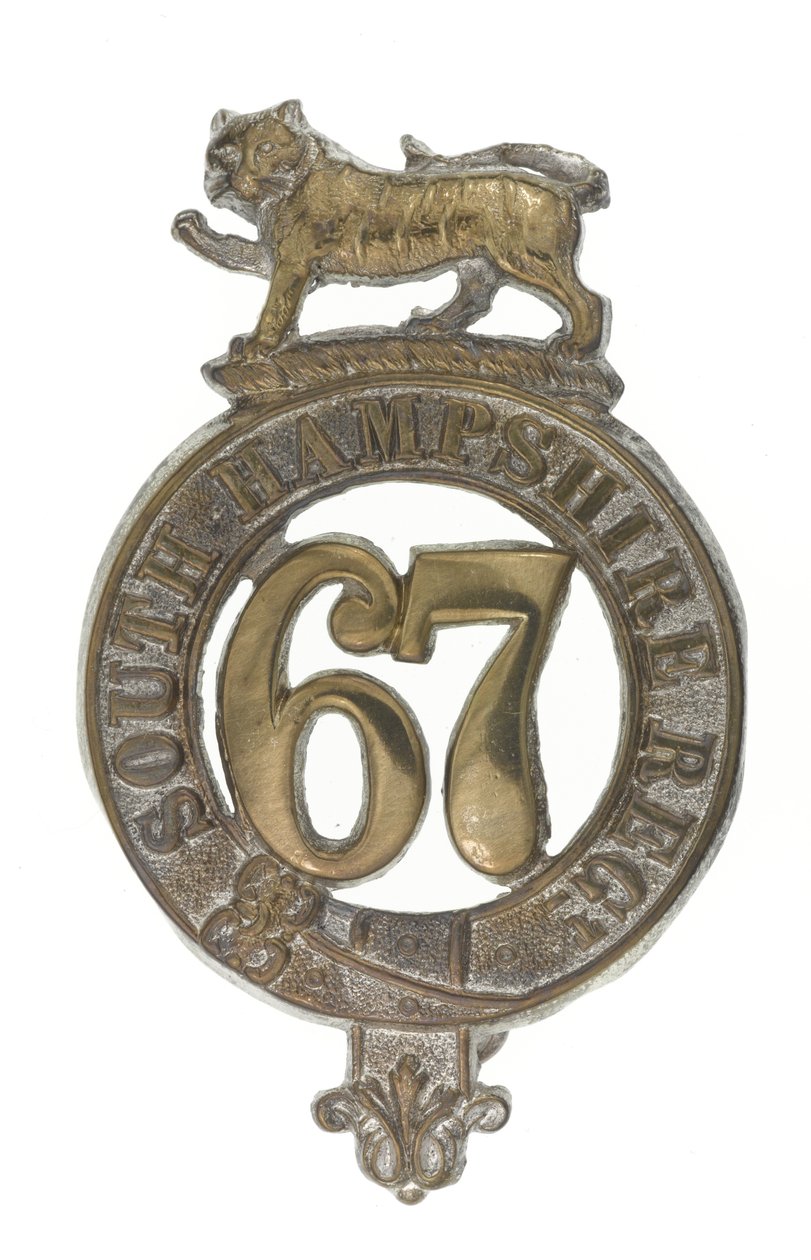 Glengarry badge door English School